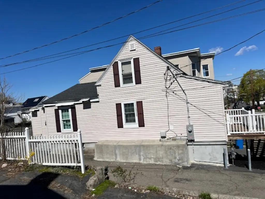 20 Montgomery St, Lawrence, MA 01841 - #1