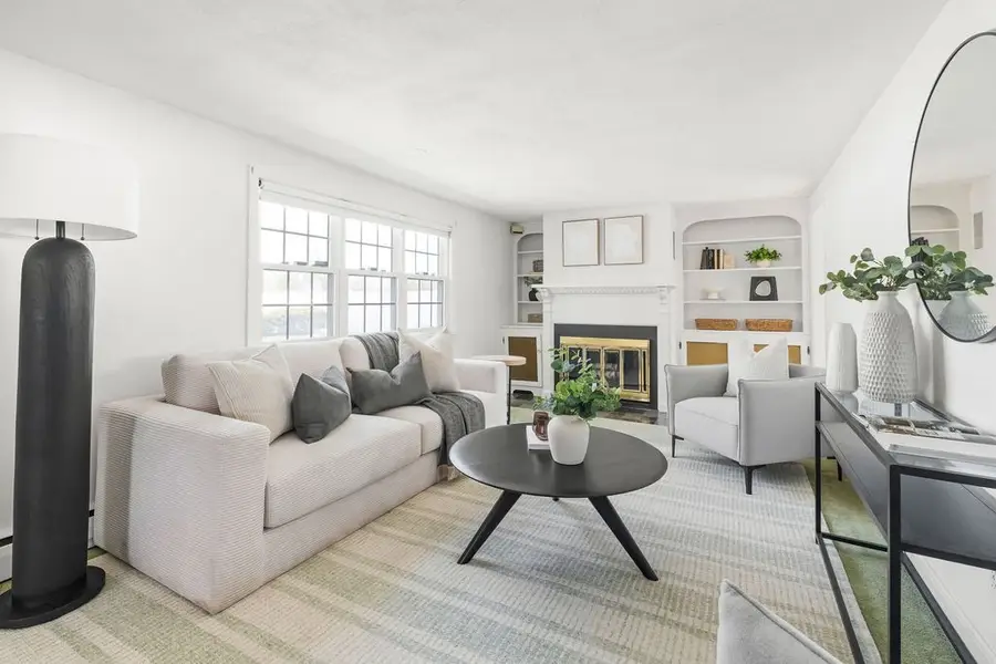 241 Walnut St, Braintree, MA 02184 - #3