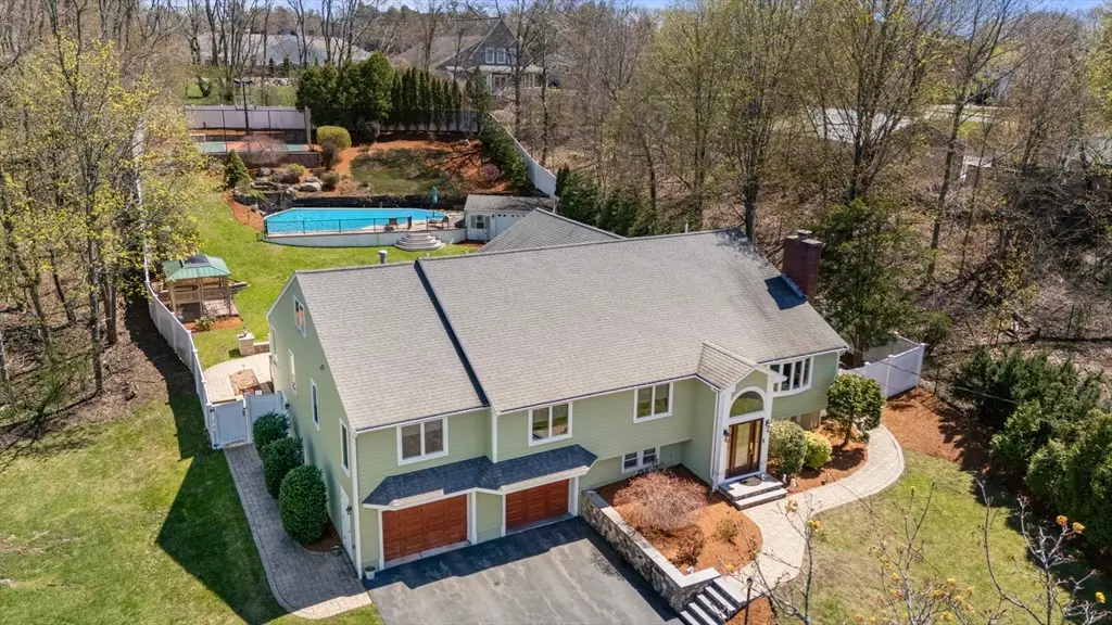 7 Michelle Drive, Burlington, MA 01803 - #1