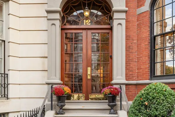 12 Marlborough St #1, Boston, MA 02116