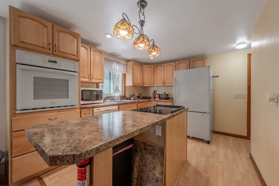 92 Parker St, Fitchburg, MA 01420 - #3