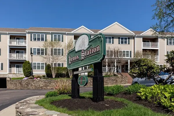 1 Lenox Street #303, Norwood, MA 02062