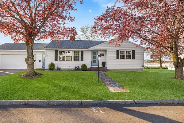26 Mount Vernon Cir, Lawrence, MA 01843