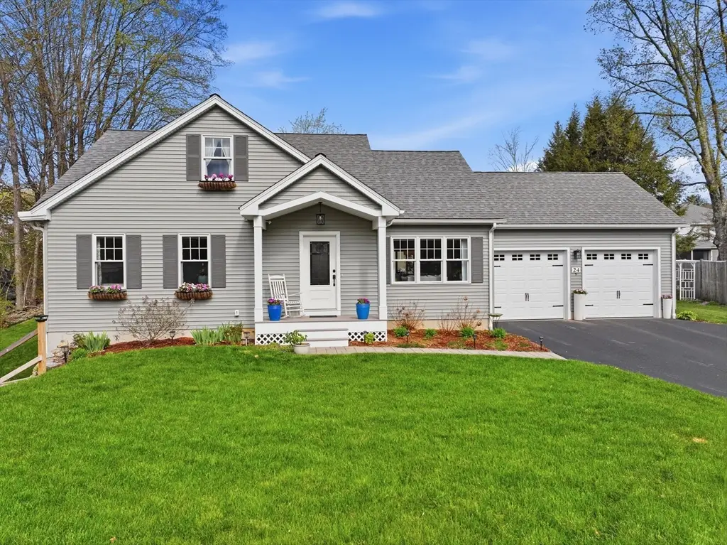 24 Maple Street, West Brookfield, MA 01585 - #1