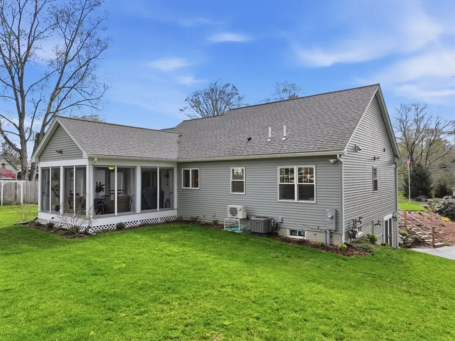 24 Maple Street, West Brookfield, MA 01585 - #3