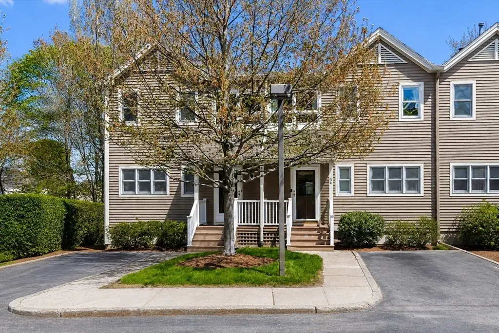 34 Angela Lane #34, Watertown, MA 02472 - #1
