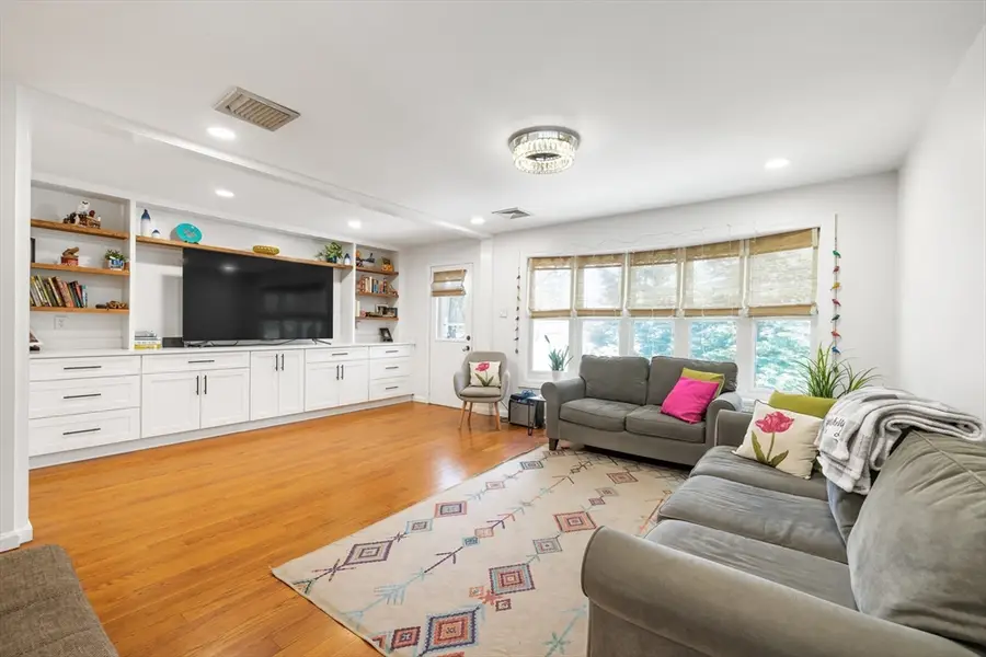 34 Angela Lane #34, Watertown, MA 02472 - #2