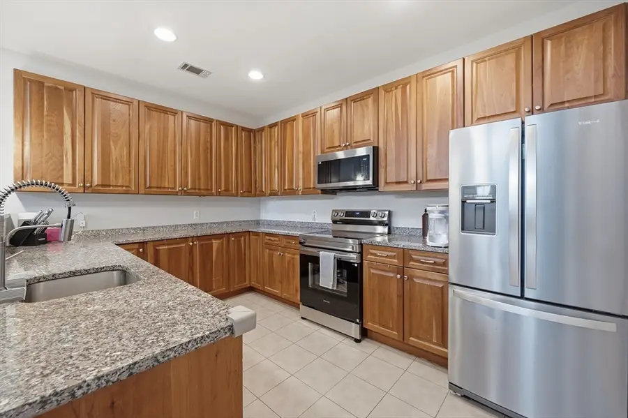 3 Harvest Dr #310, North Andover, MA 01845 - #3