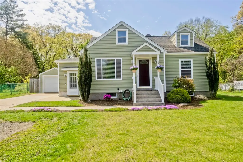 40 Susan Ave, South Hadley, MA 01075 - #1