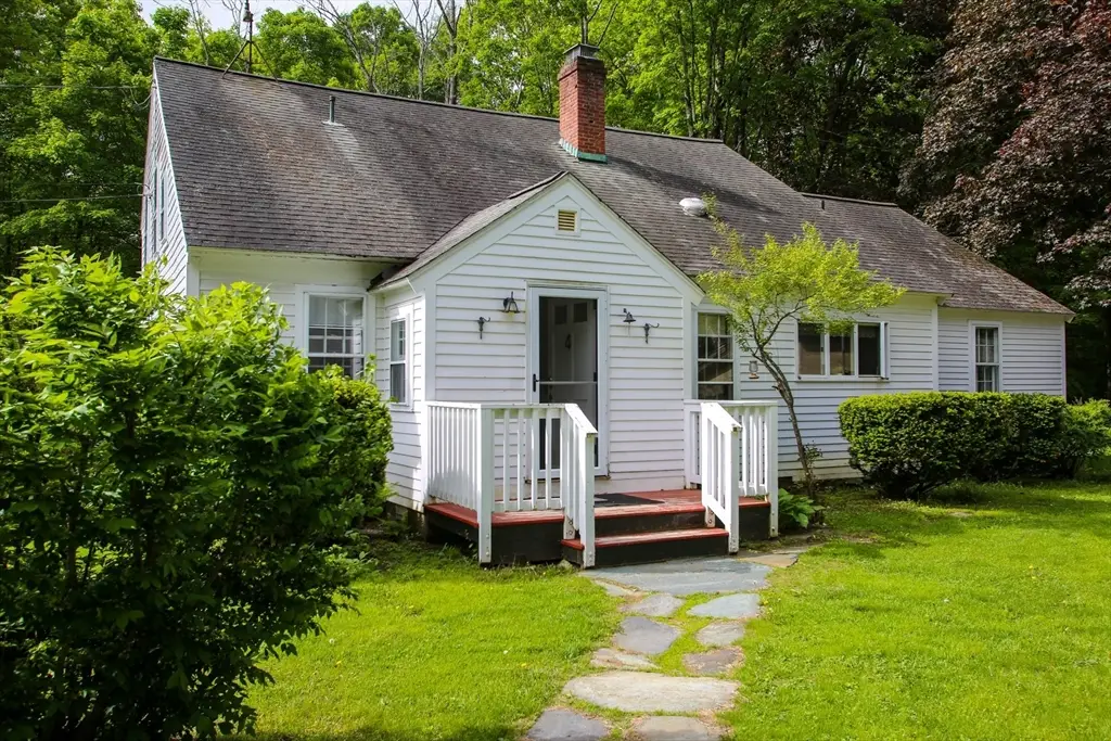 31 W Oxbow Rd, Charlemont, MA 01339 - #1