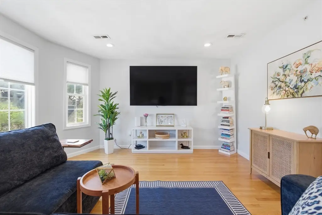 138 Horace St #3, Boston, MA 02128 - #1