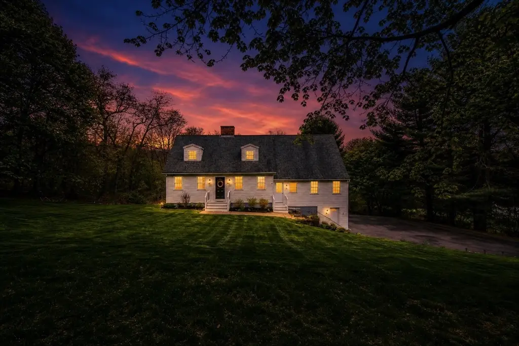 692 Cronin Rd, Warren, MA 01585 - #1