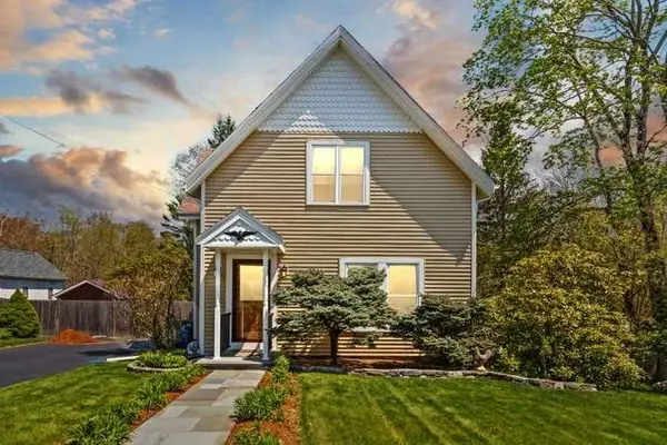 56 S. Worcester St, Norton, MA 02466