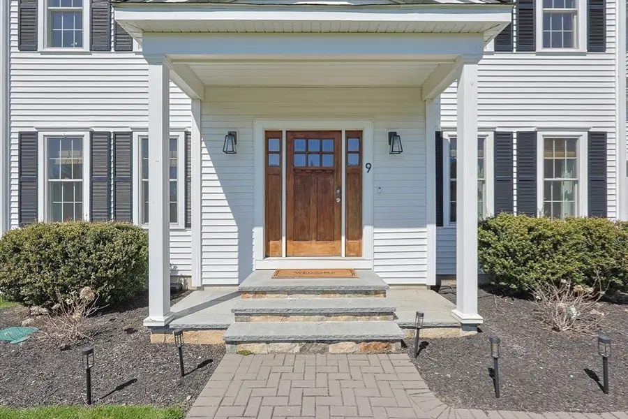 9 Puffer Drive, Mendon, MA 01756 - #2