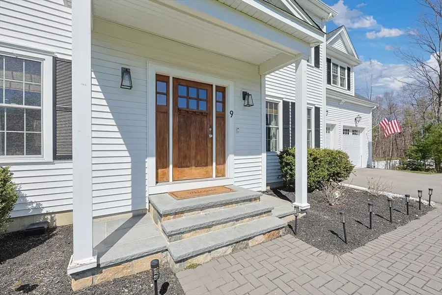 9 Puffer Drive, Mendon, MA 01756 - #3