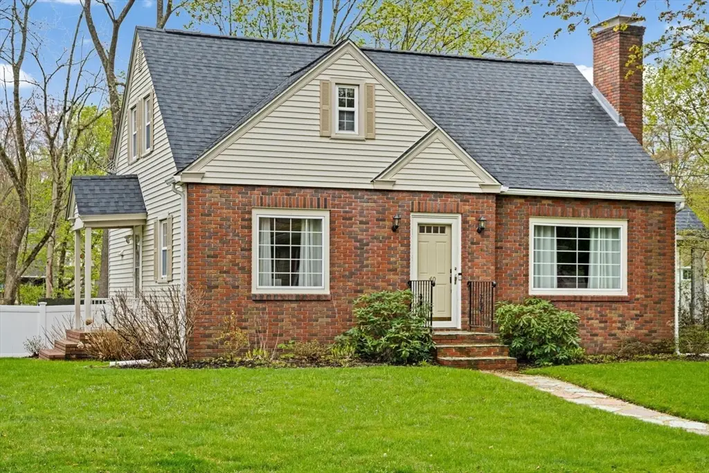 40 Irving St., Spencer, MA 01562 - #1