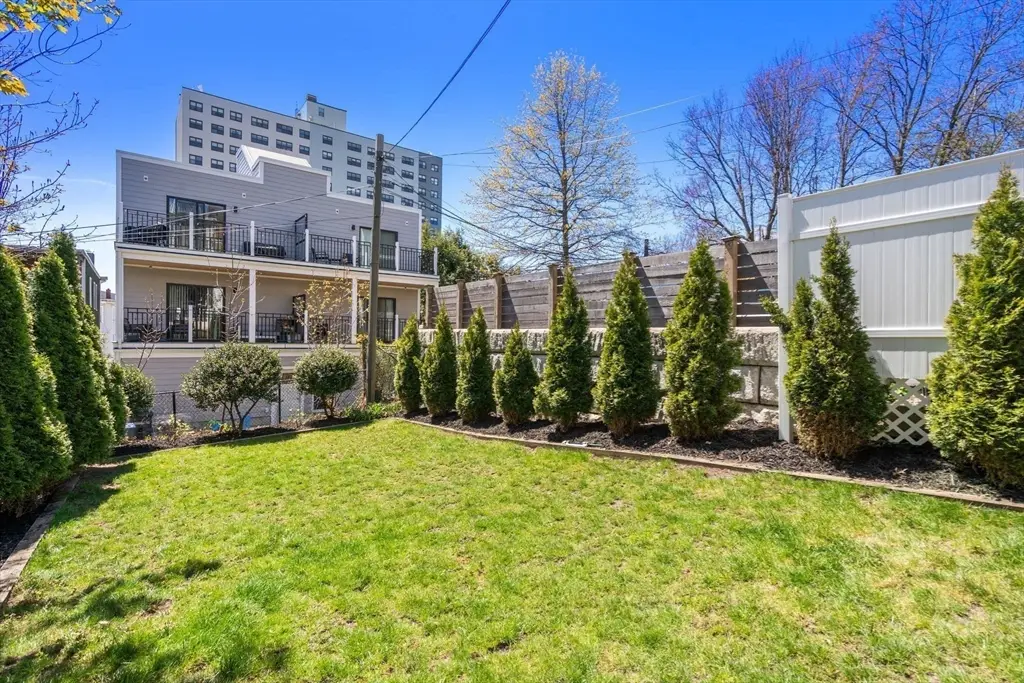 413 E 7th St #1, Boston, MA 02127 - #1