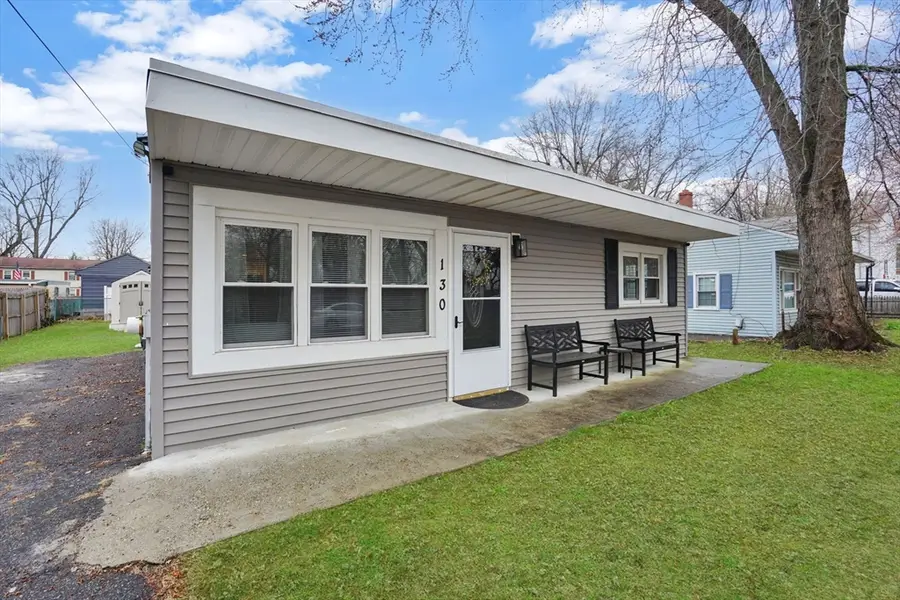 130 Fieldston St, Springfield, MA 01119 - #2