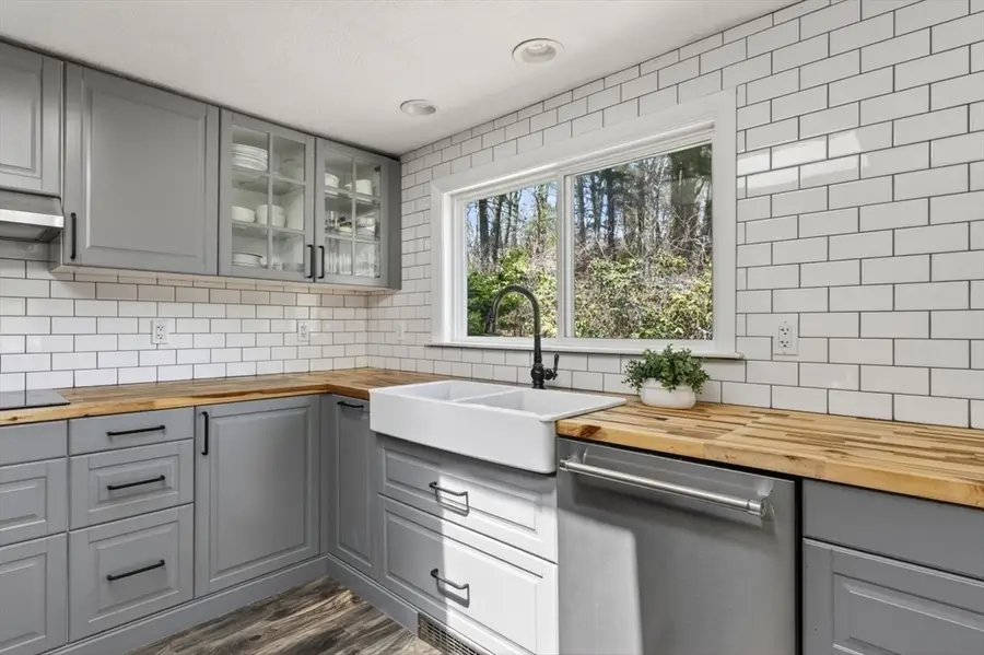 99 Karen Rd., Hanover, MA 02339 - #3