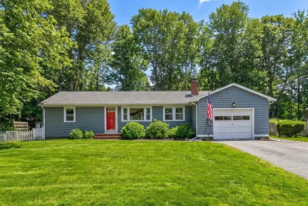 38 Mount Vernon St., Middleton, MA 01949