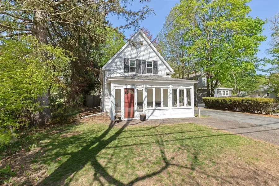226 Central St, Foxboro, MA 02035 - #2