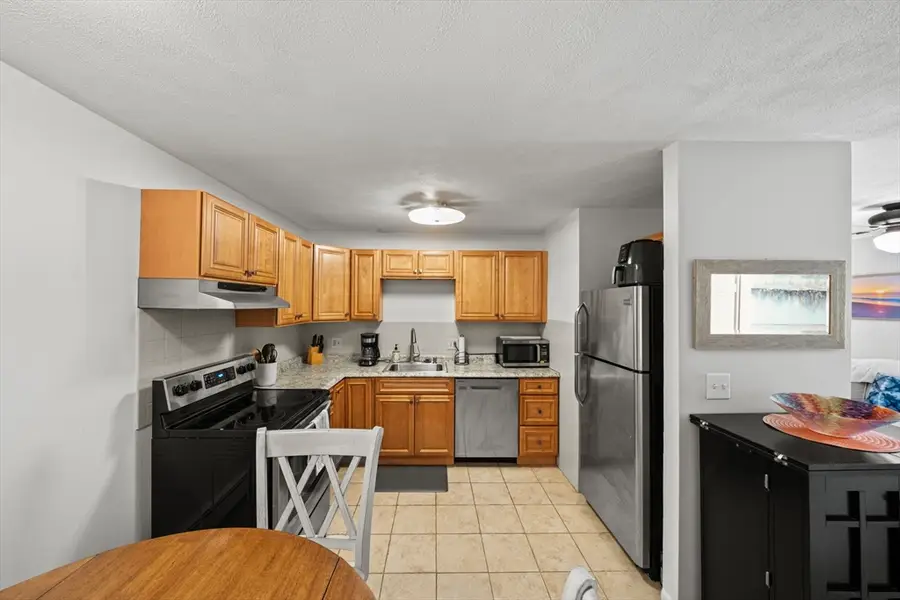 295 Main St #15, Reading, MA 01867 - #3