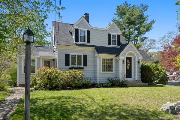 17 Dalton, Holbrook, MA 02343