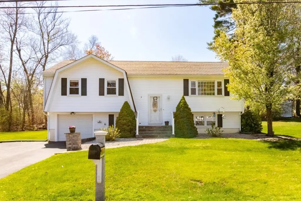 4 Clearview Dr, Milford, MA 01757 - #1