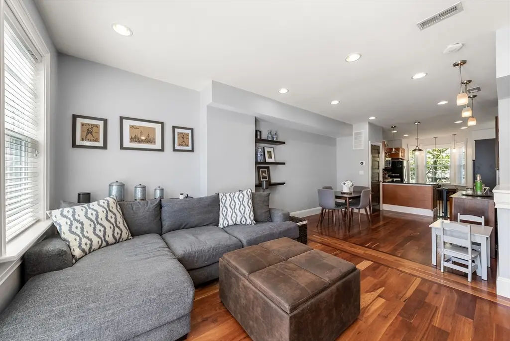 435 W 4th Street #2, Boston, MA 02127 - #1
