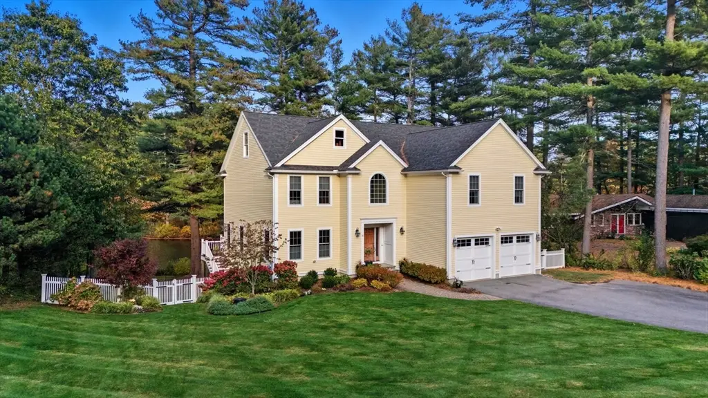 8 Fosters Pond Rd, Andover, MA 01810 - #1