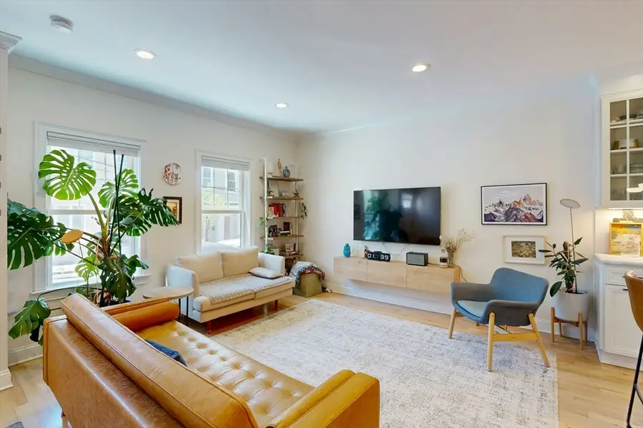 32 Fifth Street #1, Cambridge, MA 02141 - #3