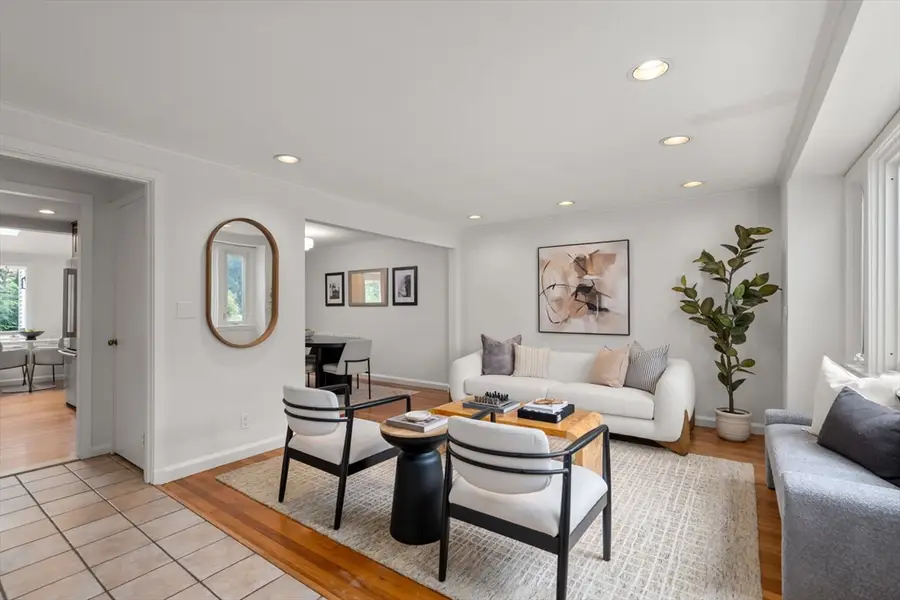 78 Vine St, Newton, MA 02467 - #2