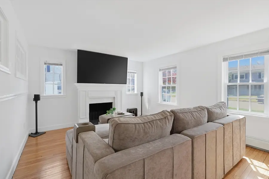 37 Summer Street, Shrewsbury, MA 01545 - #3