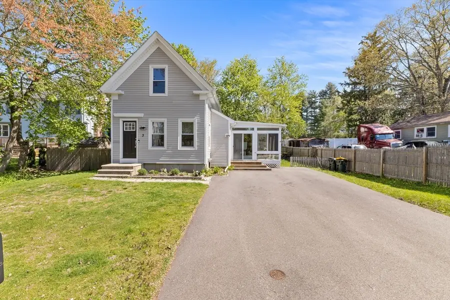 3 Edwards St, Franklin, MA 02038 - #2