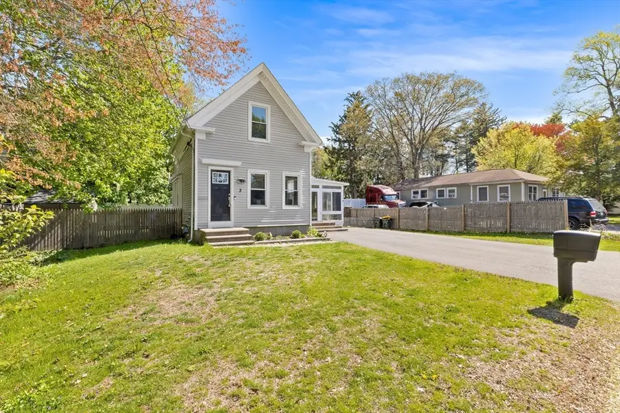 3 Edwards St, Franklin, MA 02038 - #3