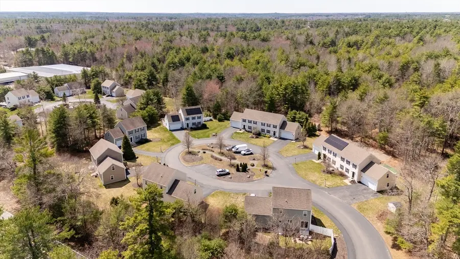 391 Franklin St #1, Hanson, MA 02341 - #2