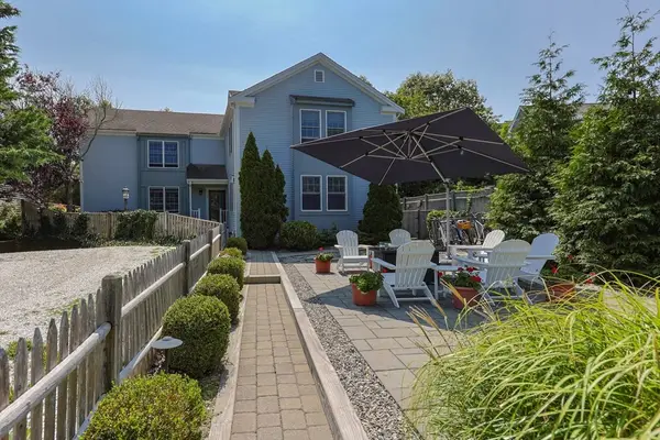 32 Alden St #3, Provincetown, MA 02657