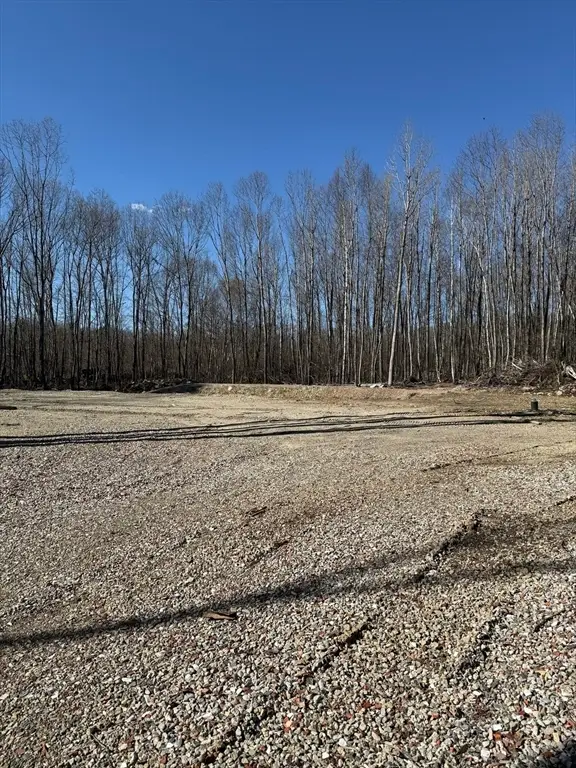 1011 Thresher Rd, Hardwick, MA 01037 - #1