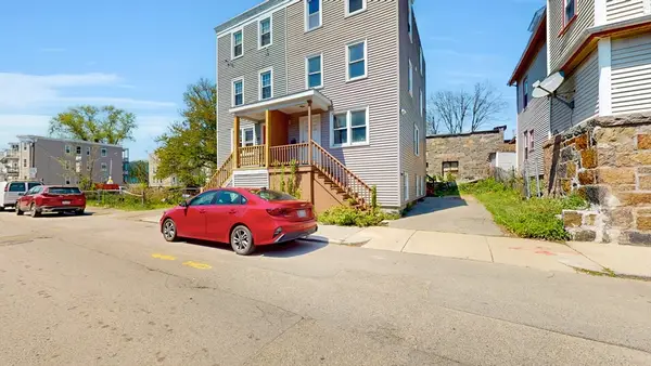13-15 Torrey St #2, Boston, MA 02124