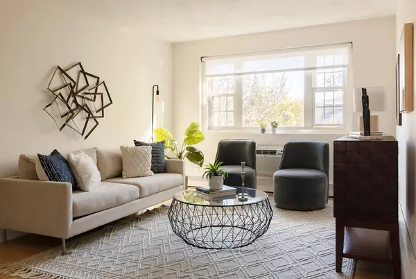 5 Walden #8, Cambridge, MA 02140