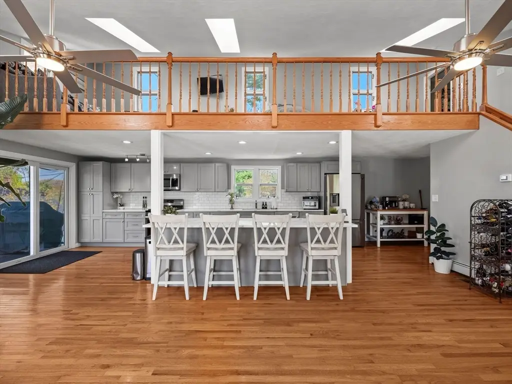 5 Bradford Ter, Saugus, MA 01906 - #1