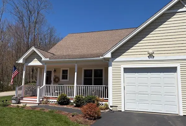 92 Virginia Dr #92, Leicester, MA 01542