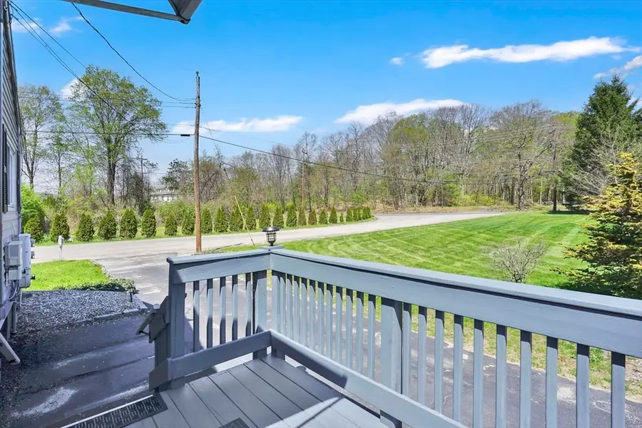 6 Silva St, Monson, MA 01057 - #3