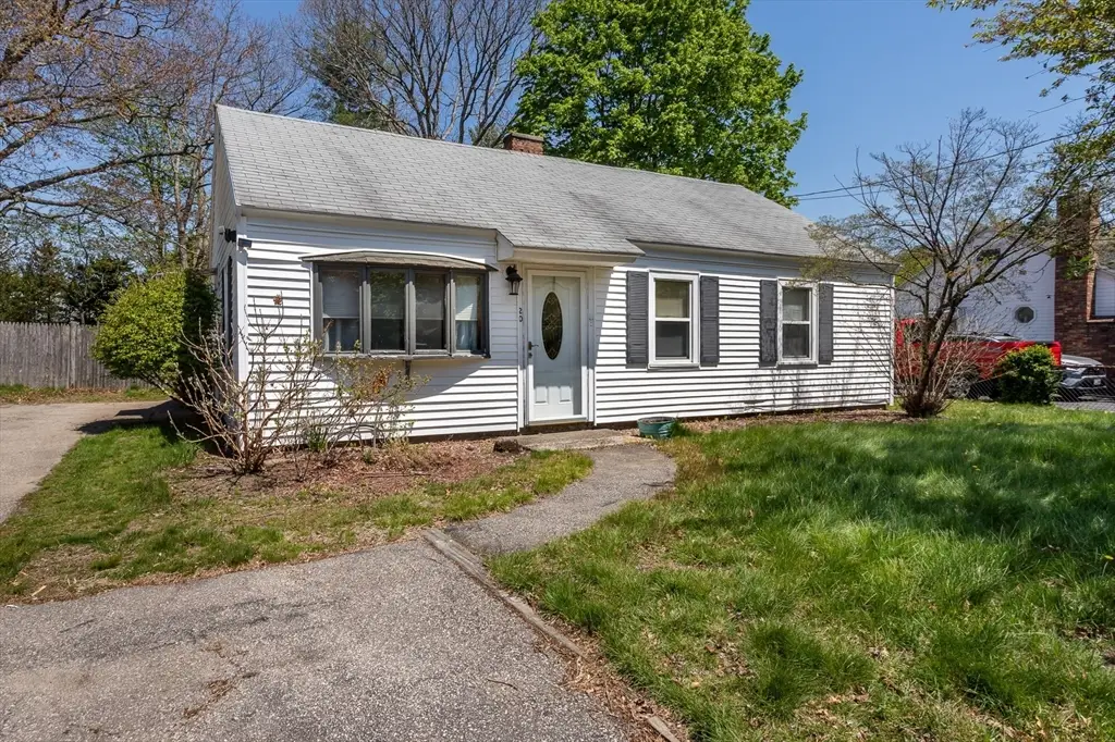 20 Rayburn Rd, Stoughton, MA 02072 - #1