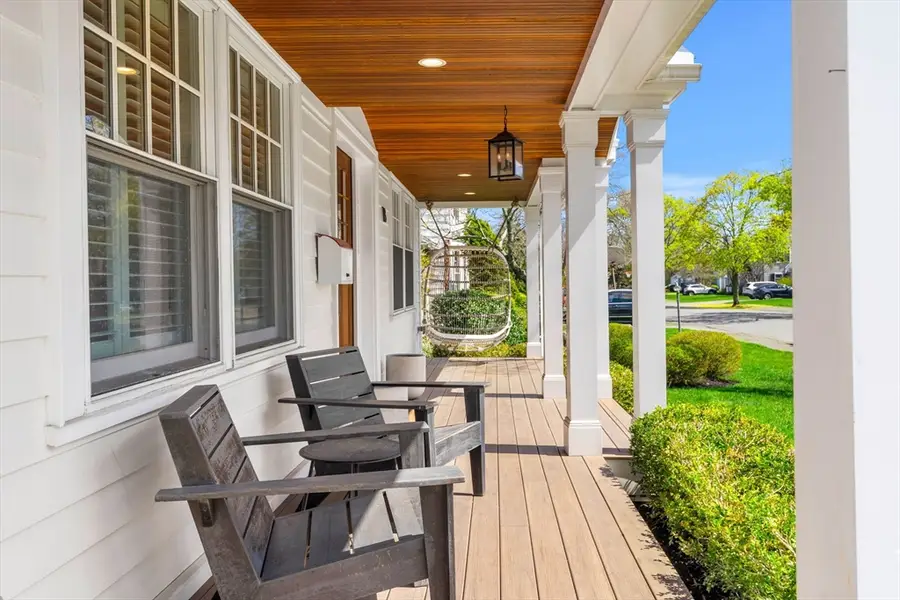 18 Rose Ave, Marblehead, MA 01945 - #3