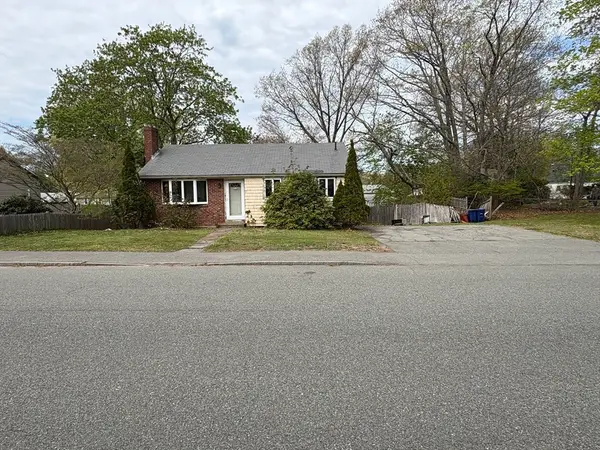 21 Kendall Ave, Braintree, MA 02184