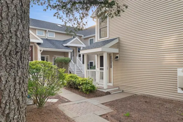 73 Bradford Commons Ln. #73, Braintree, MA 02184