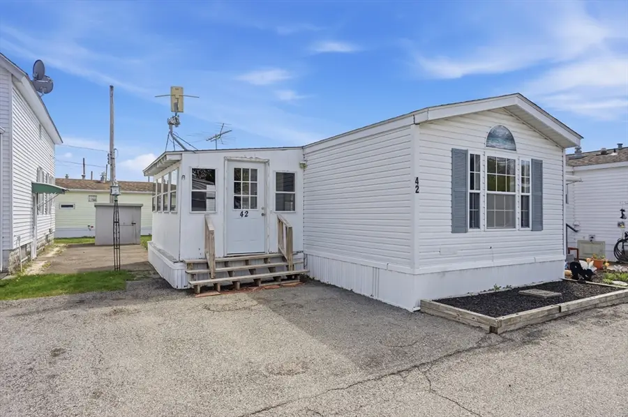 548 Kenyon Ave #42, Attleboro, MA 02703 - #2