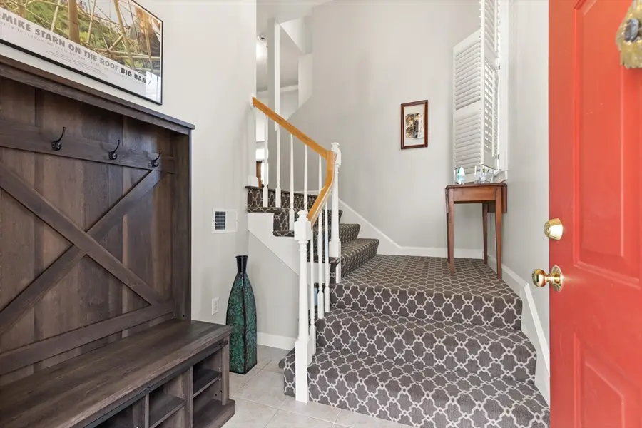 72 Putnam St #72, Needham, MA 02494 - #3