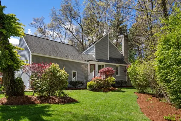 32 Sherborne Cir, Ashland, MA 01721